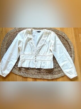 American Eagle Outfitters Cream eyelet lace smoked peplum boho blouse